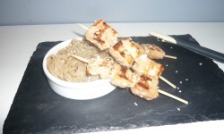 Brochettes de saumon soja sésame